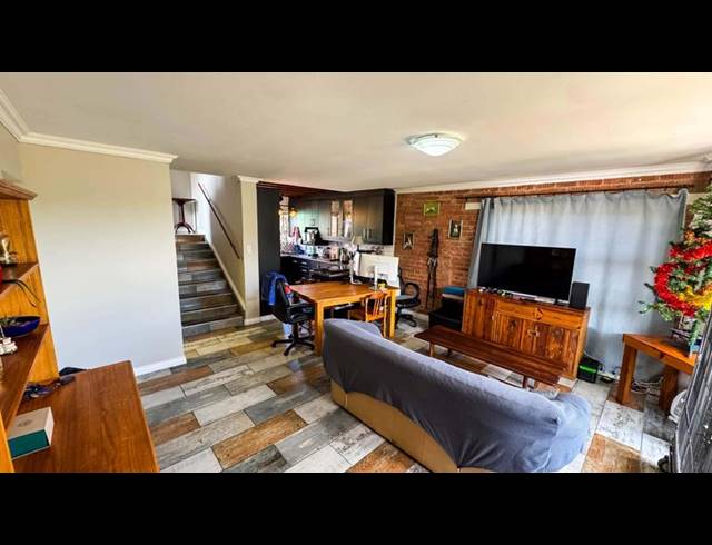 2 BEDROOM TOWNHOUSE FOR SALE IN DANA BAY